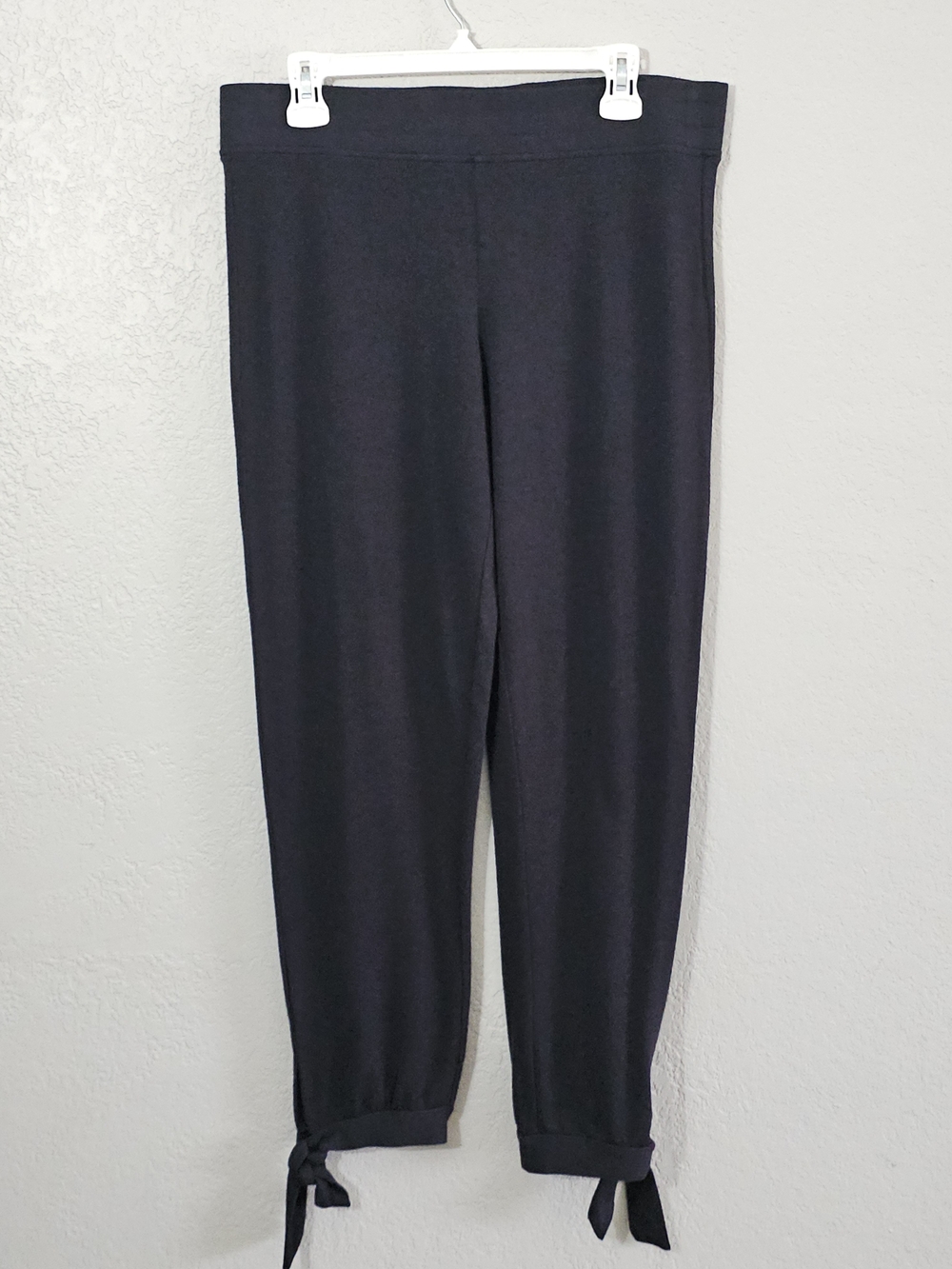 UGG Fallon Pajama Pants Womens Large Black Ties at Ankle Pull On Elastic Waist - Picture 2 of 7
